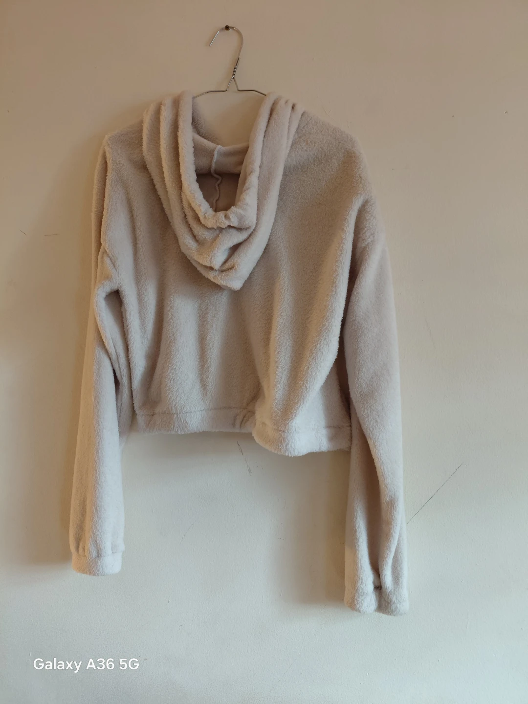 Cream fuzzy cropped hoodie