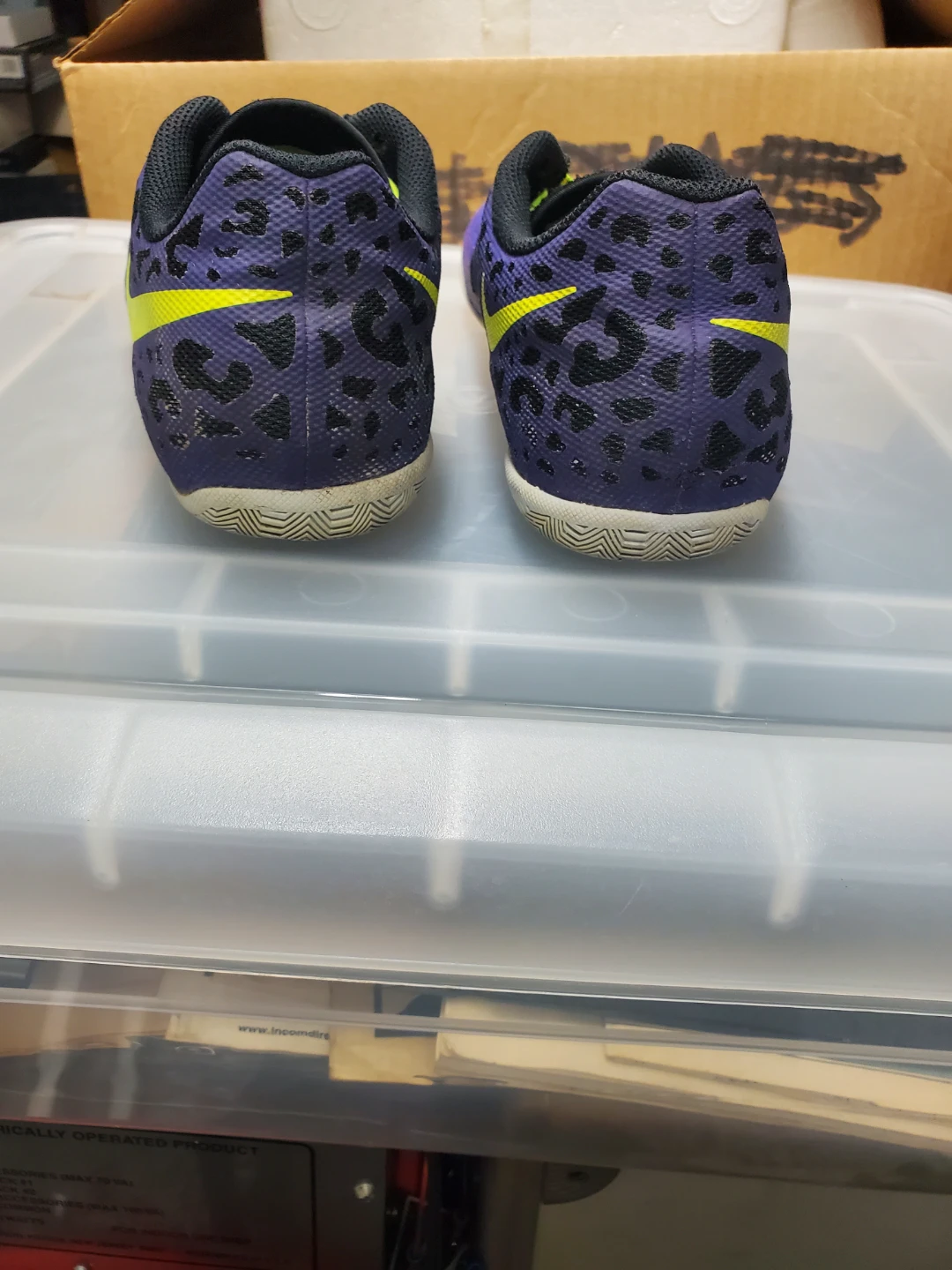 Nike Elastico Pro II purple and volt colorway Size 7.5 - photo 4