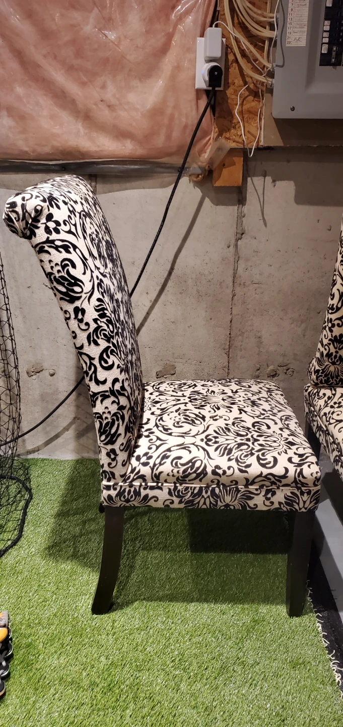 Set of 6 Stoney Creek Furniture Damask Print Dining Chairs