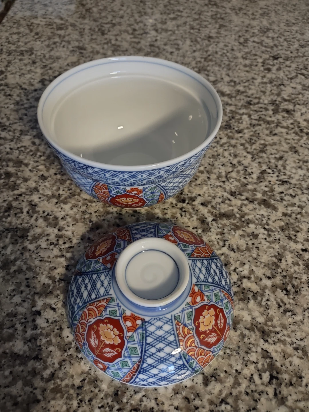 Japanese Style Ceramic Bowl with Lid - photo 2