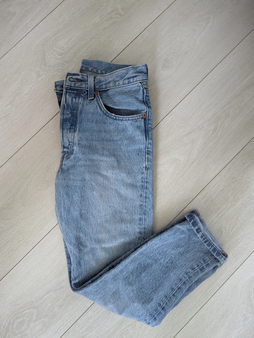 Levi's Mom Jeans - Size 26 - photo 2