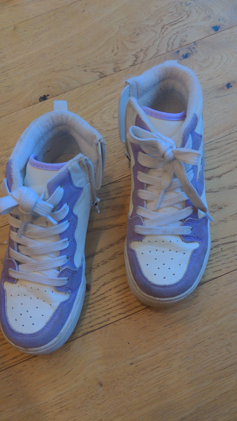 Joe Fresh High-Top Sneakers - Size 2