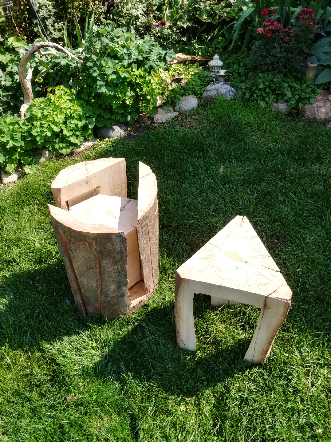 Set of 4 rustic wood log stools/side tables - photo 3