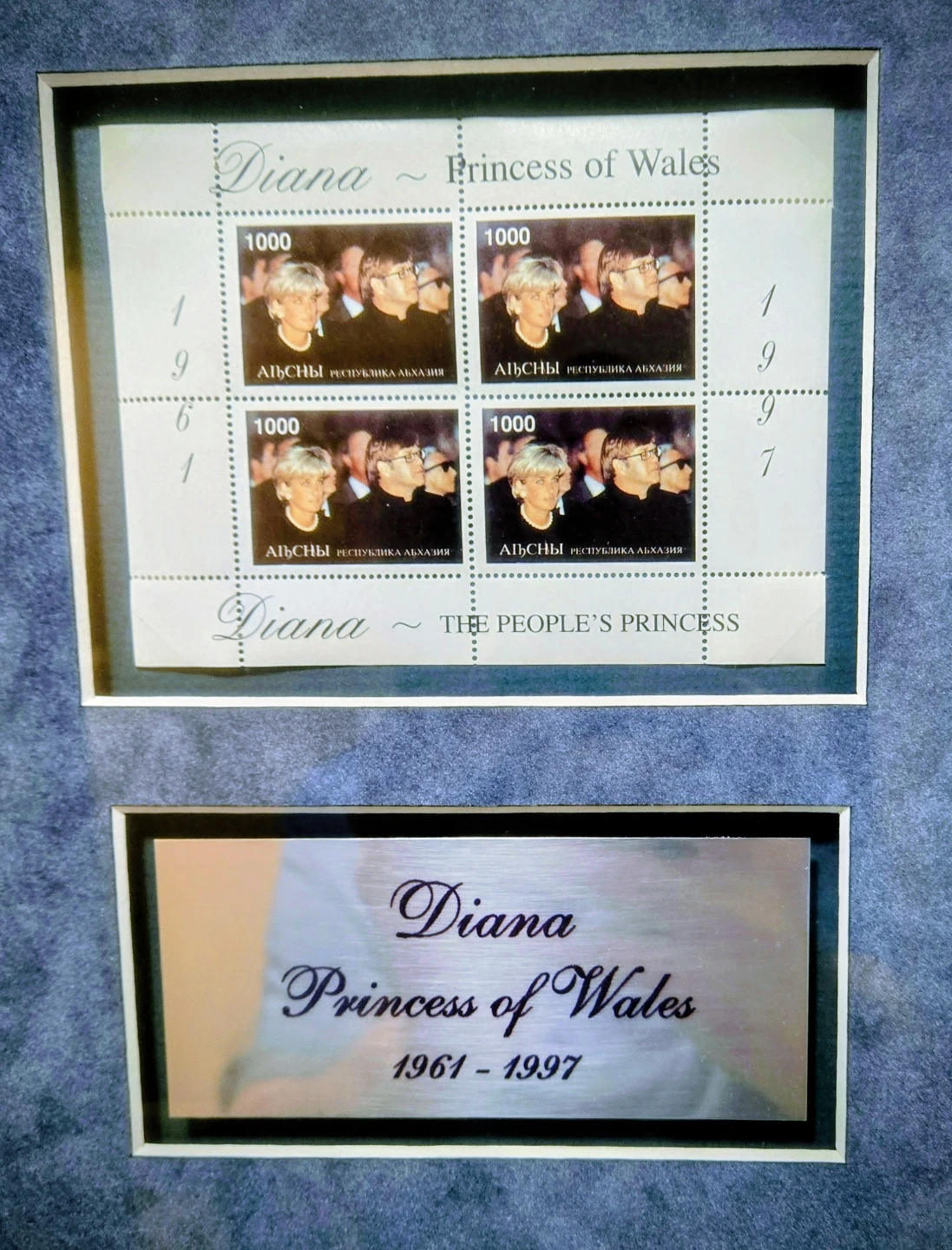 Elton John & Princess Diana Memorabilia Framed Display - photo 2