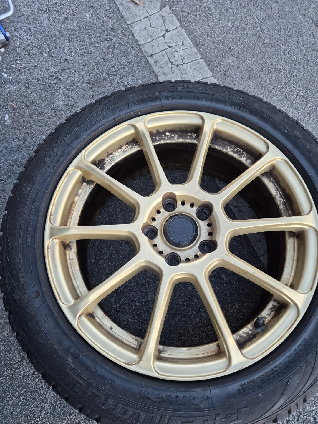 Set of 4 Gold 17" Rims with 225/50R17 Tires - photo 4