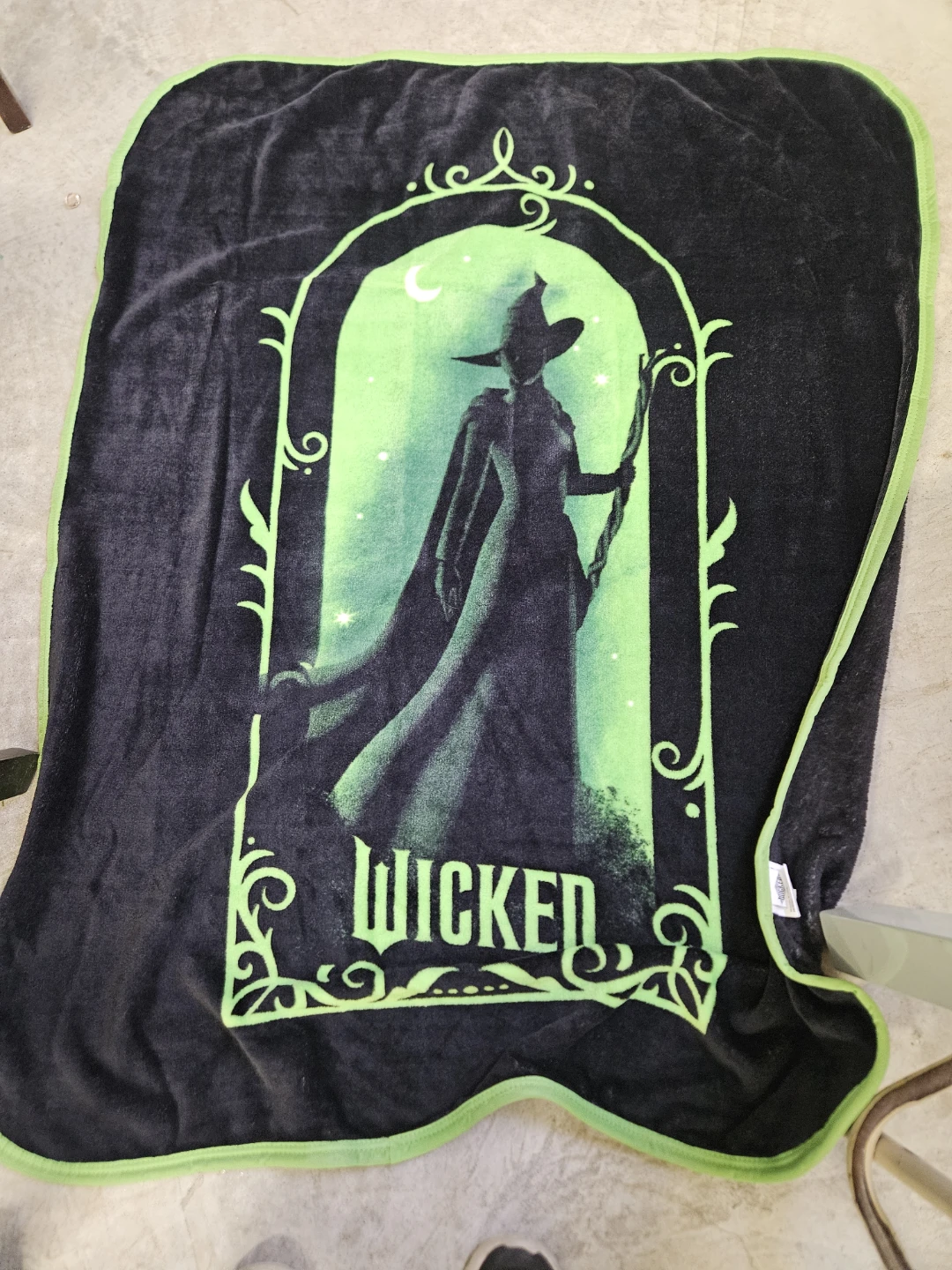 Wicked The Musical Throw Blanket
