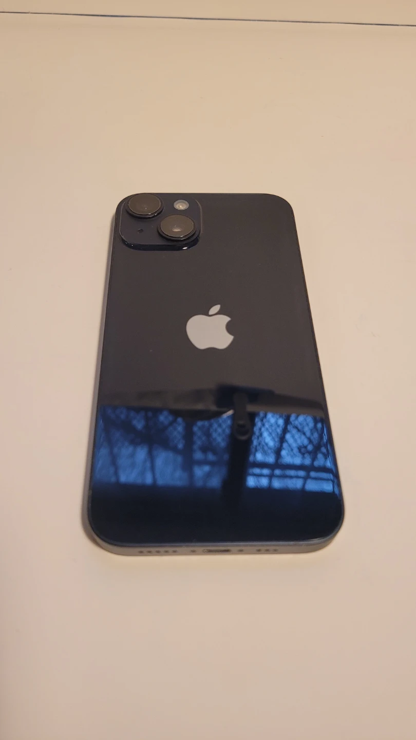 Unlocked Apple iPhone 14 - 128GB - Midnight - photo 4