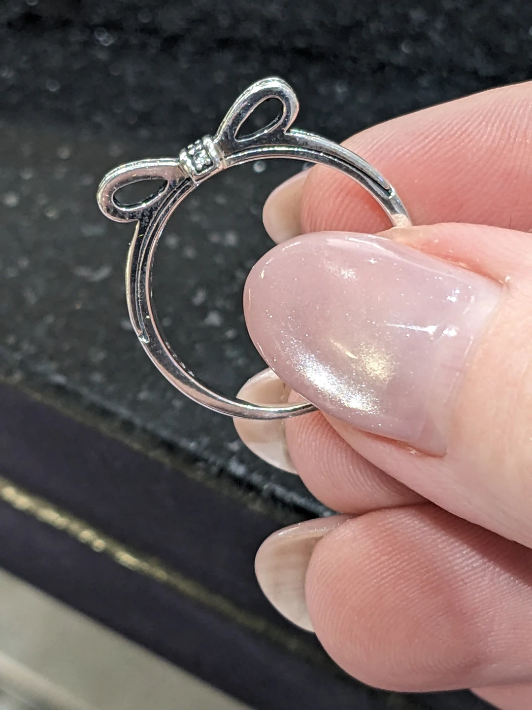Size 6.75 - 7 Sterling Silver and Cubic Zirconia Bow Ring - photo 3