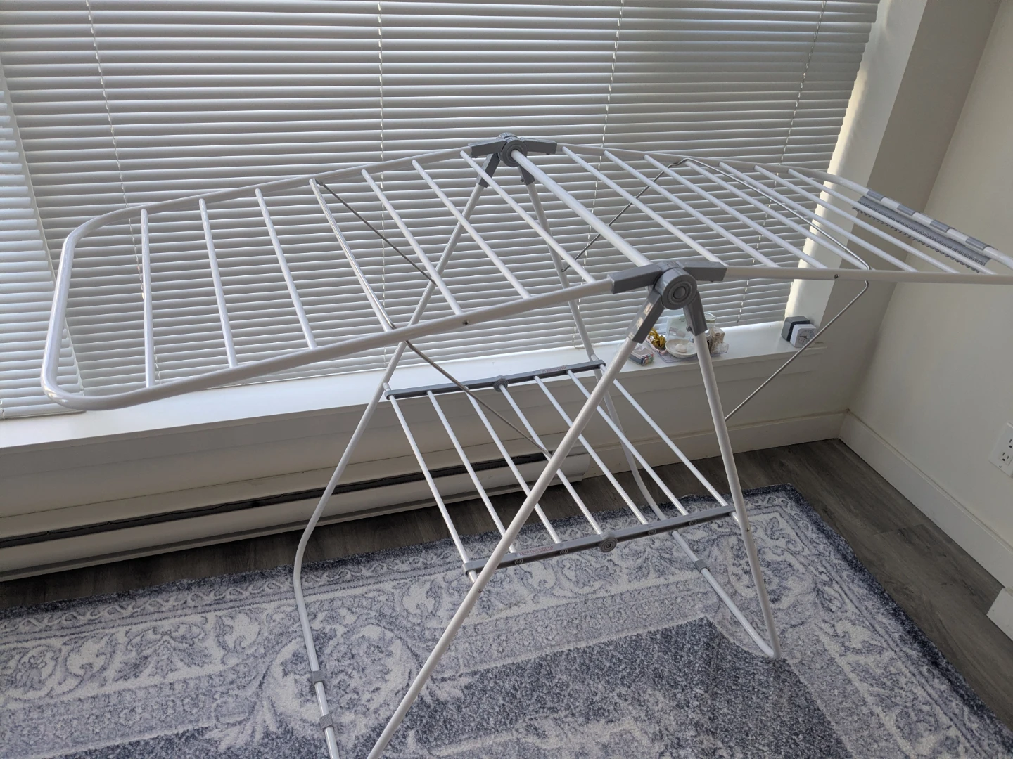 [FREE] Clothes Drying Rack - Foldable