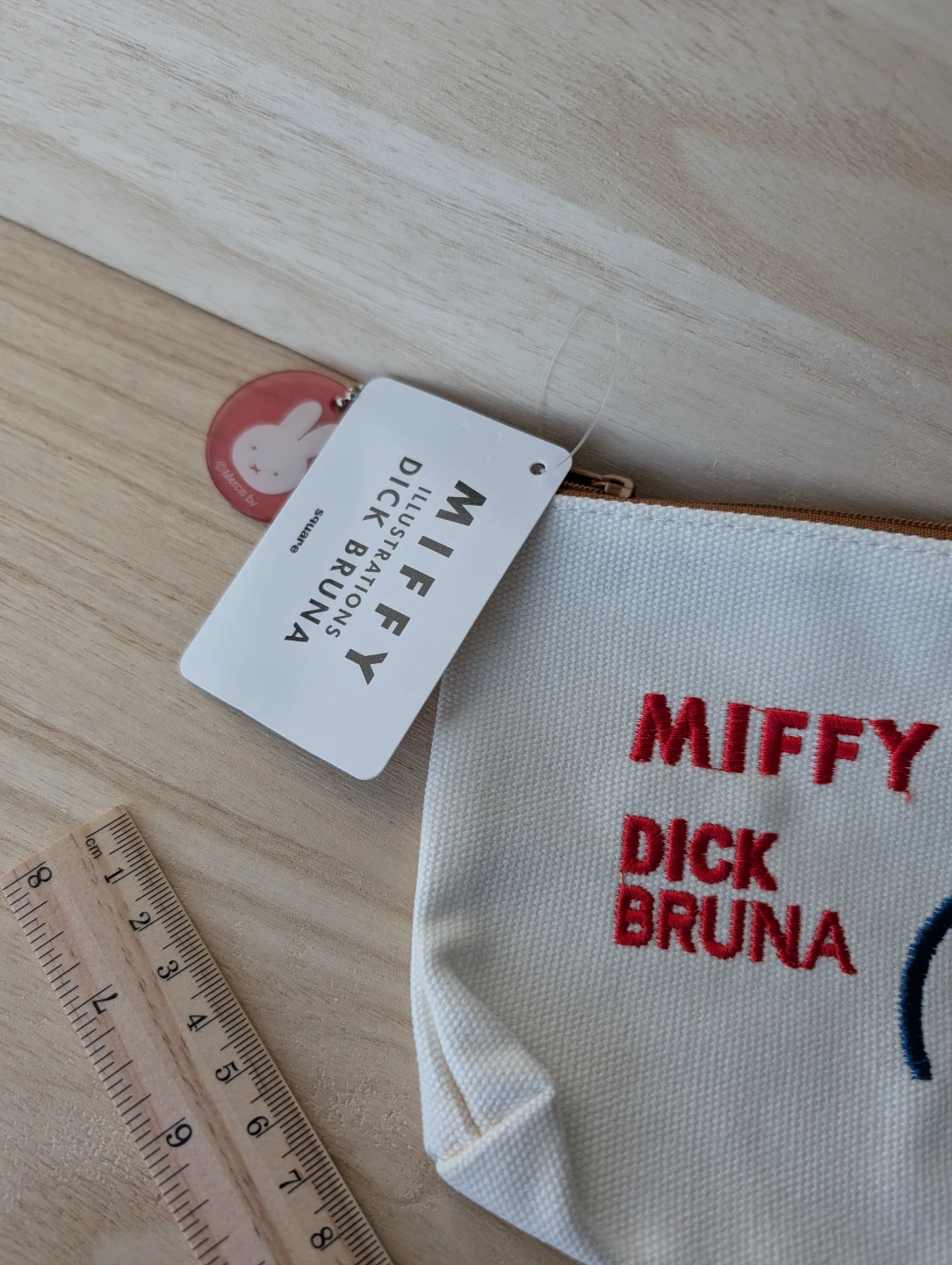 NWT new Miffy Dick Bruna Canvas Pouch - photo 4