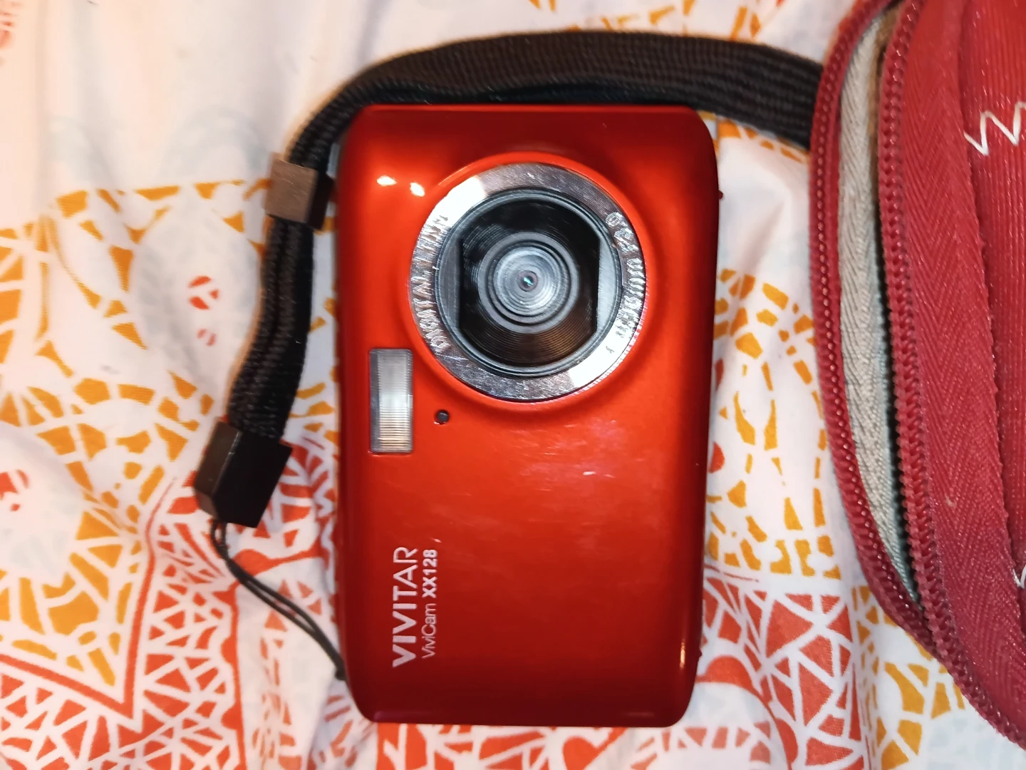 Vivitar ViviCam KX128 Red Digital Camera with Case