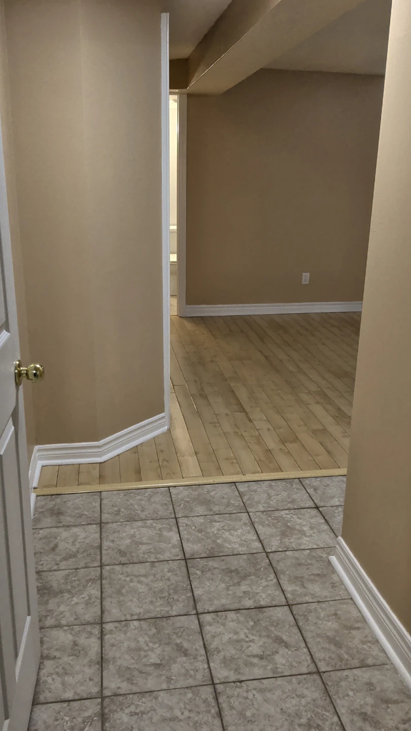 Basement Studio apartment for rent - photo 2