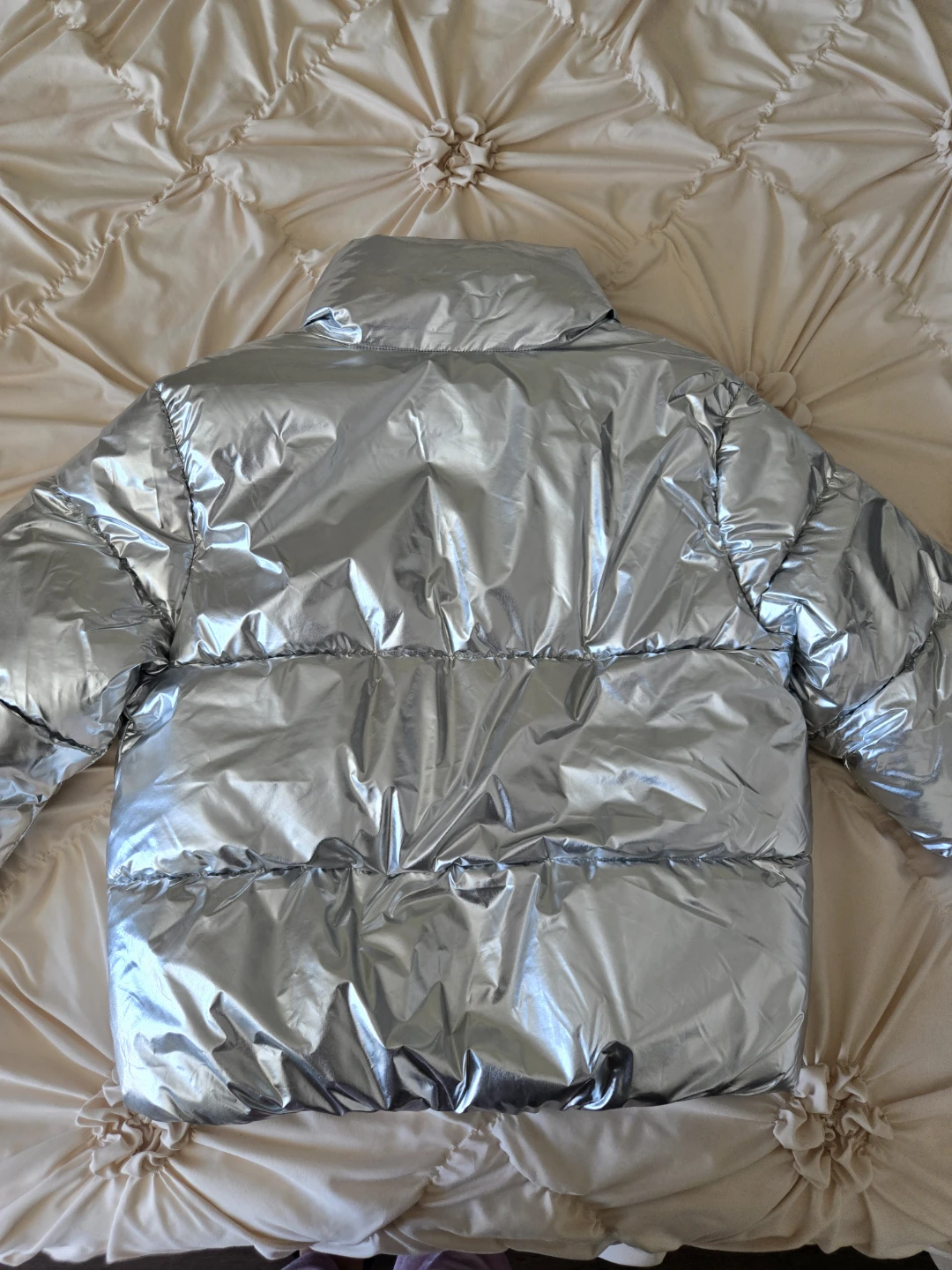 ONLY Silver Puffer Jacket Size S - photo 2
