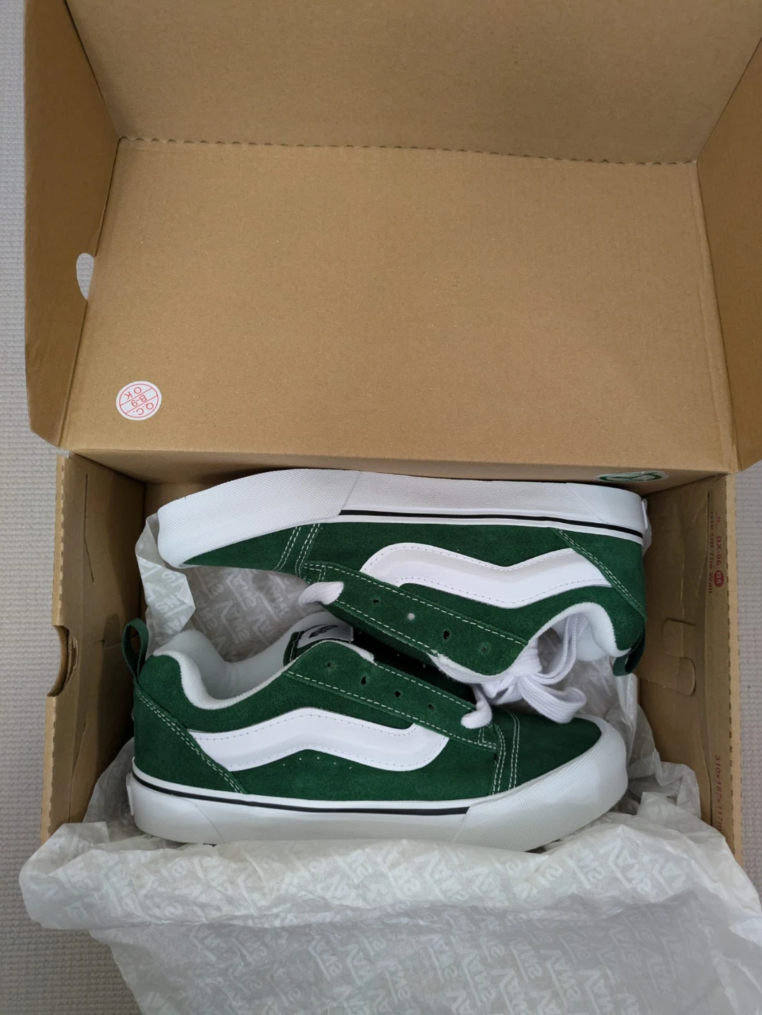 Vans Knu Skool Green Suede Shoes - Size 5.5 Youth - photo 3