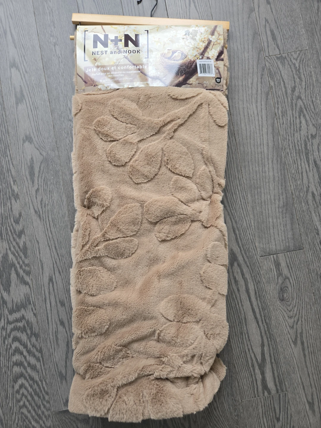 Nest and Nook Plush Throw Blanket - photo 2
