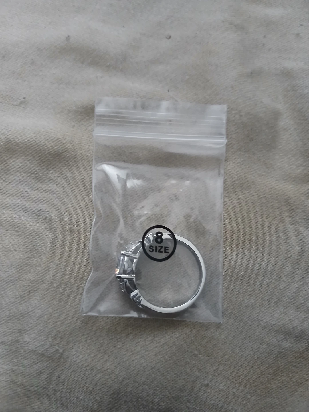 925 Silver And 2 Carat Moissanite Ring - photo 4