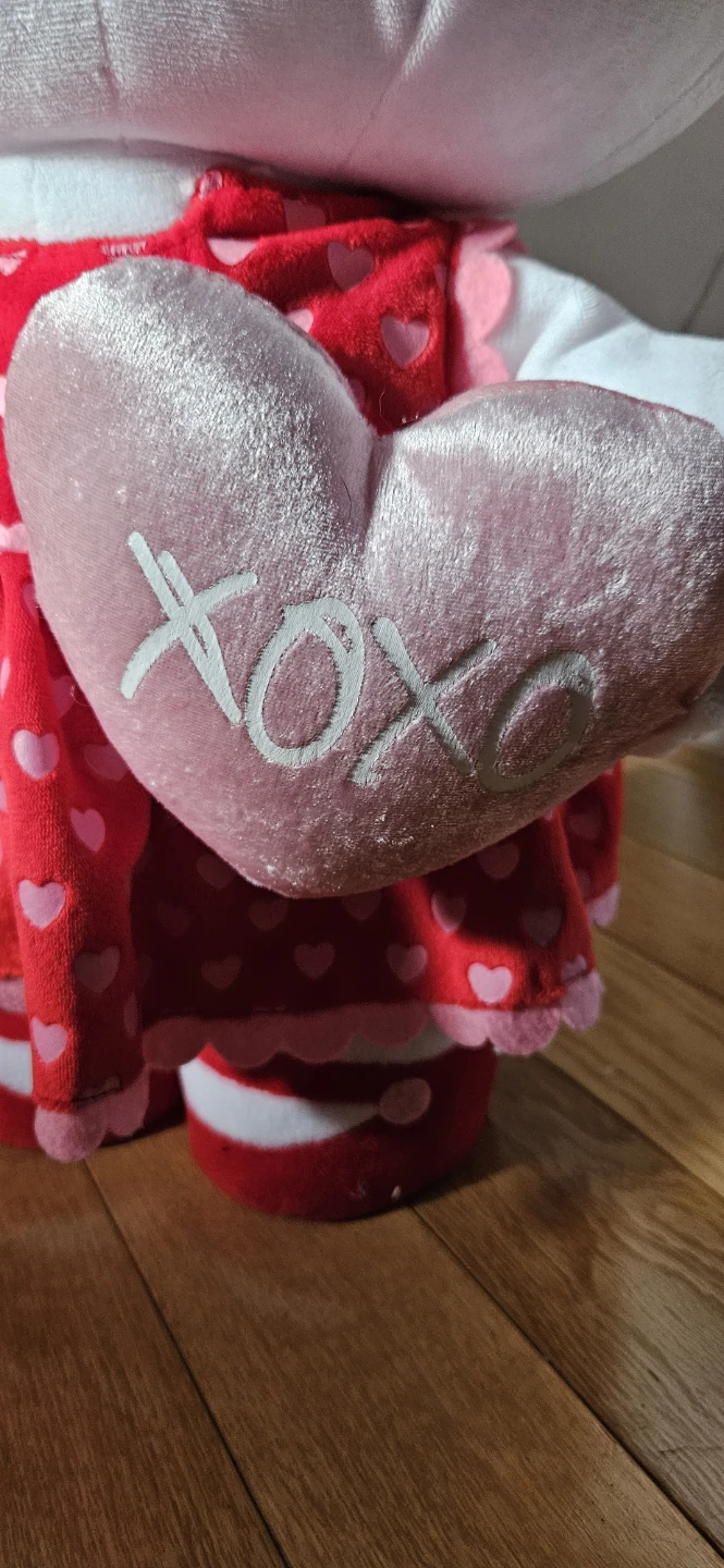 22" Hello Kitty Eyelash Greeter Standing Plush - photo 5
