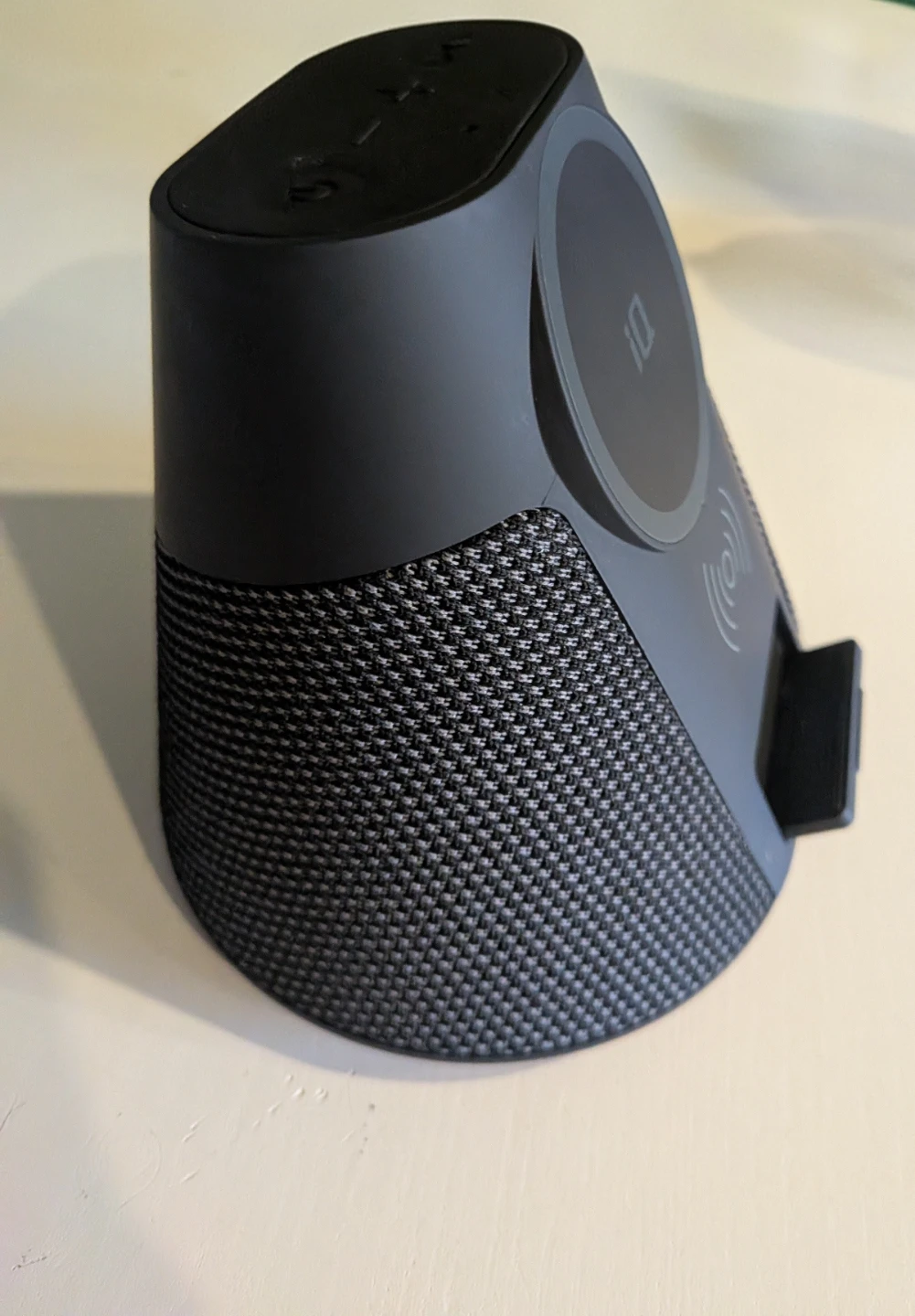 iQ Bluetooth Speaker with Magnetic Wireless Charger – Like New - photo 3