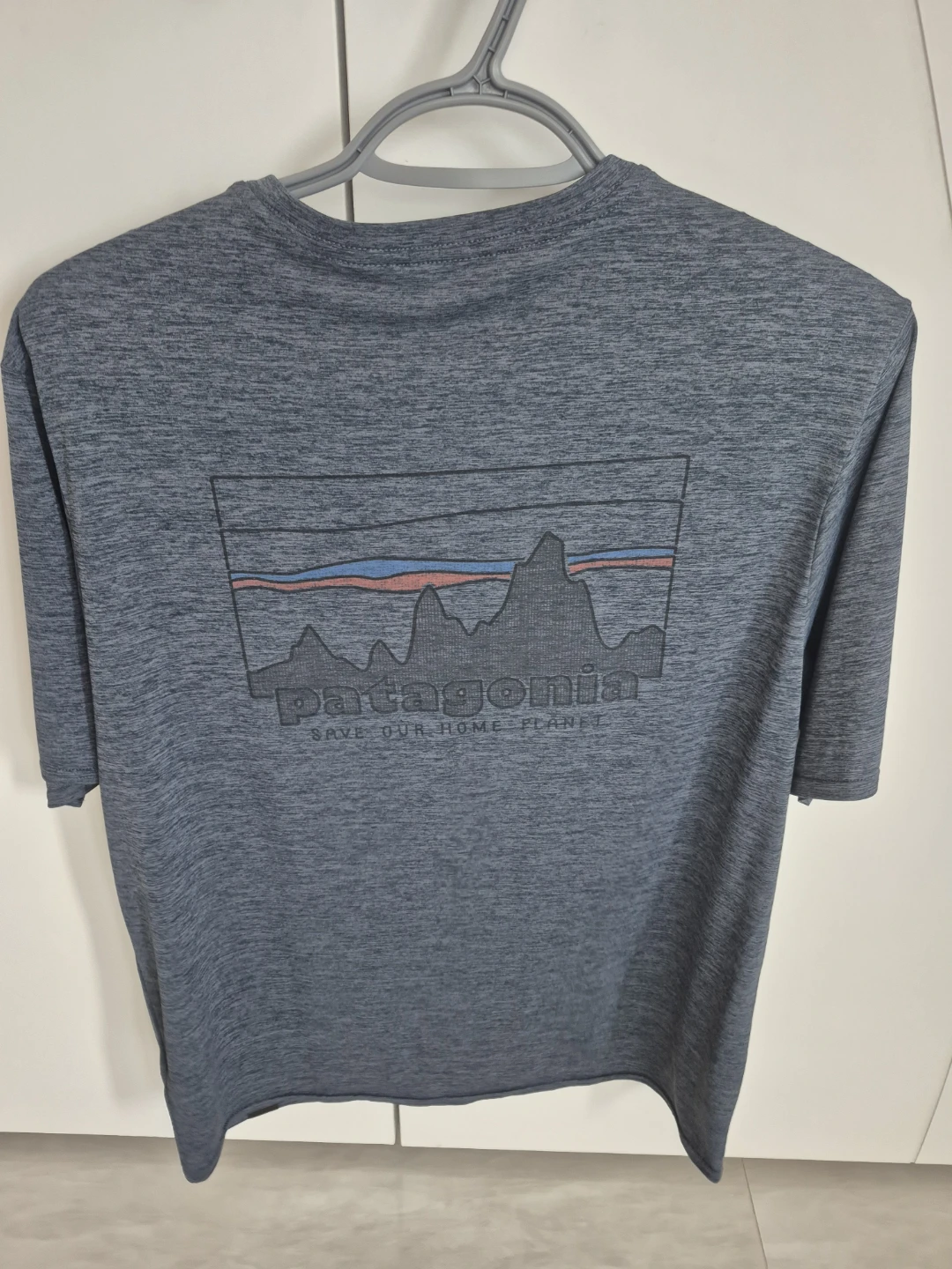 Patagonia Capilene Cool Daily T-Shirt - Men's Medium - photo 4