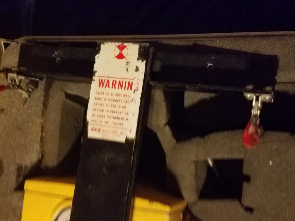 C.L.S. Industries Accu Sweep 721 Automatic Level - photo 2