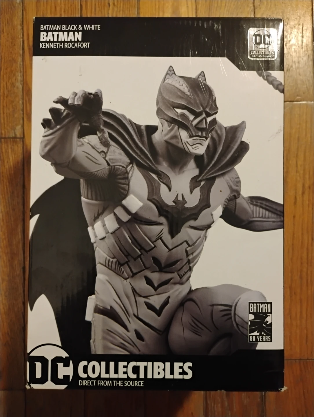 DC Collectibles Batman Black & White Statue by Kenneth Rocafort