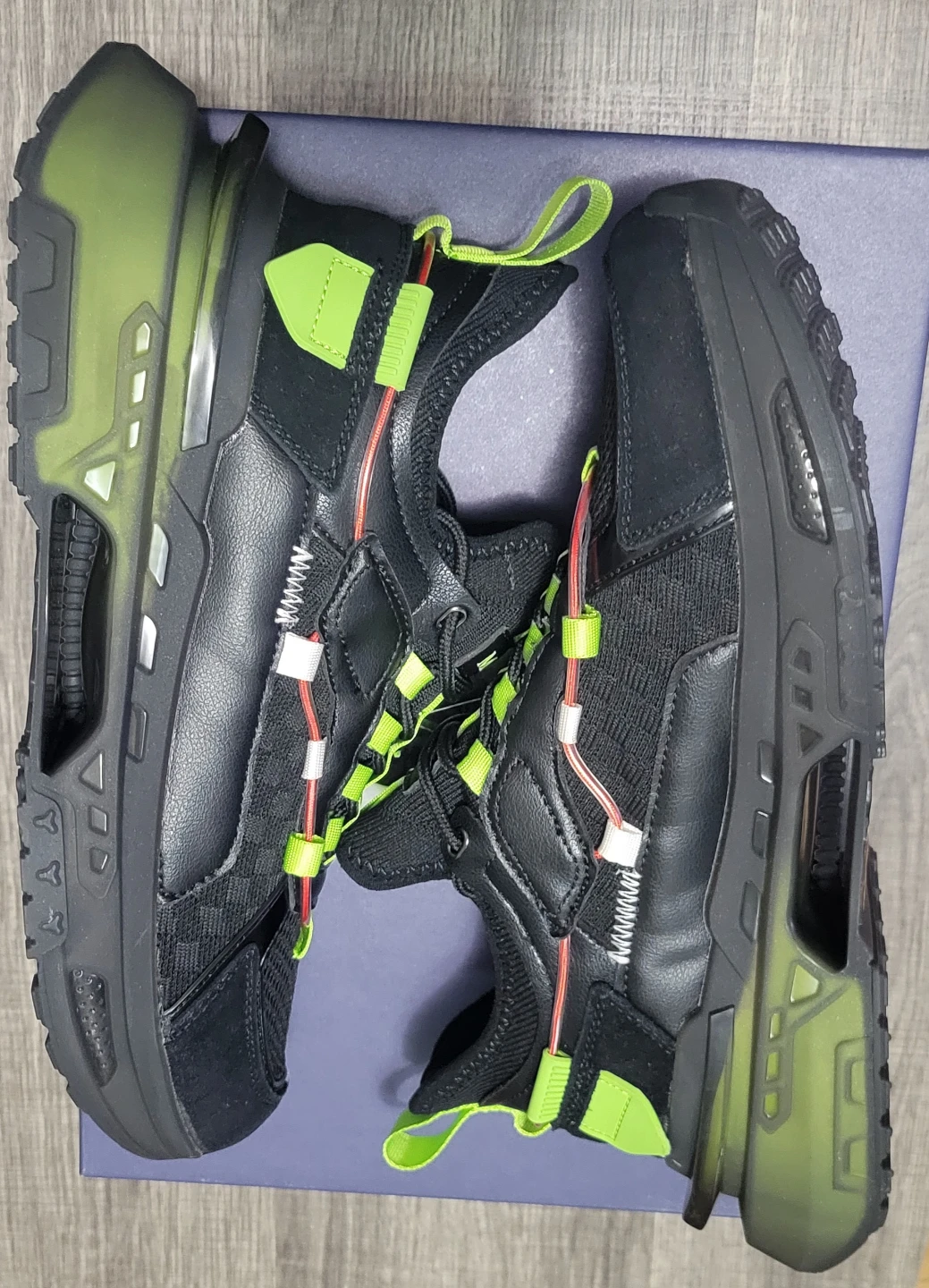 MAZINO. Titanium-075 Men's Black/Lime Sneakers Size 7.5 - photo 4