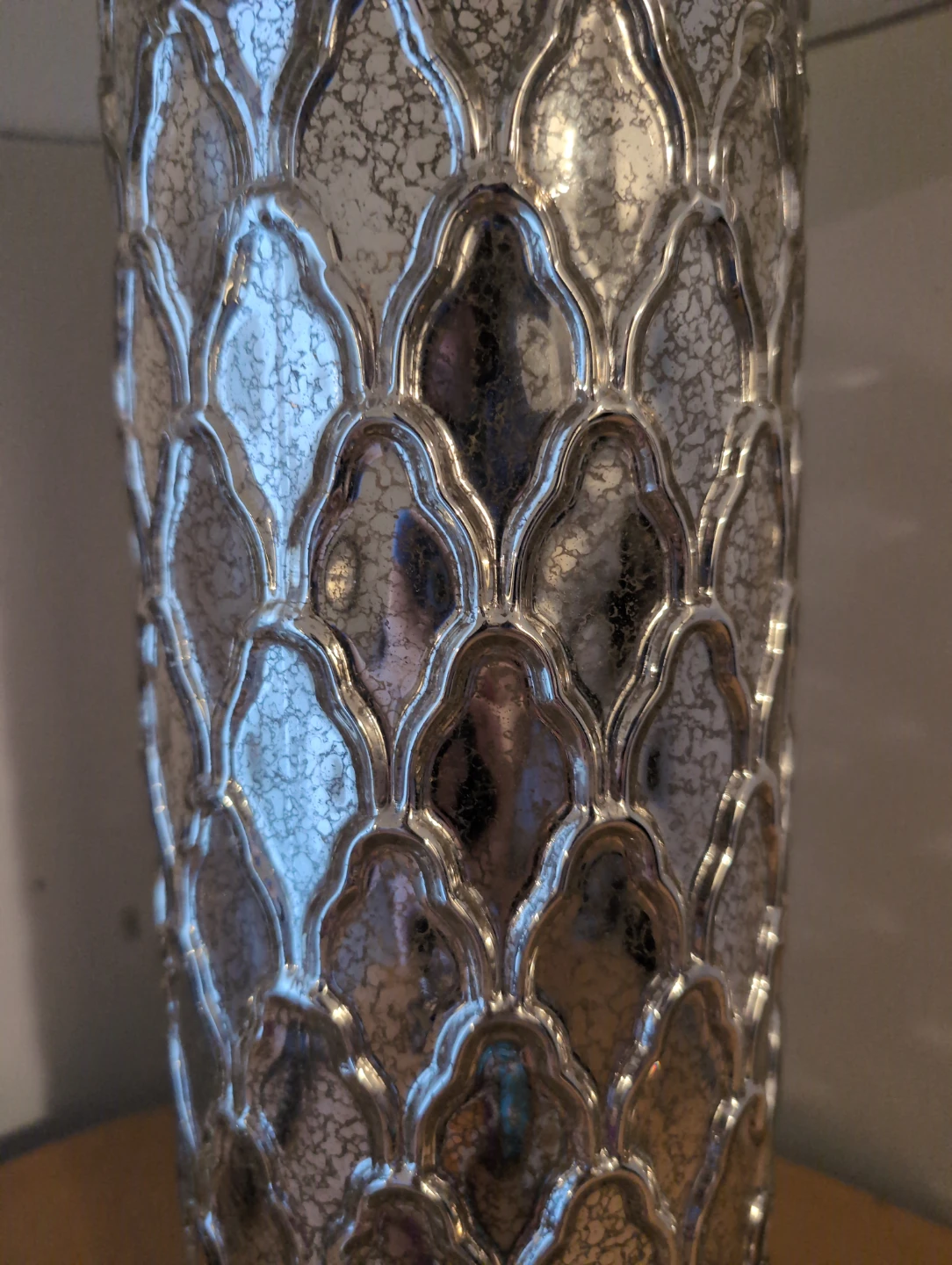 Silver Table Lamp with White Drum Shade - photo 3