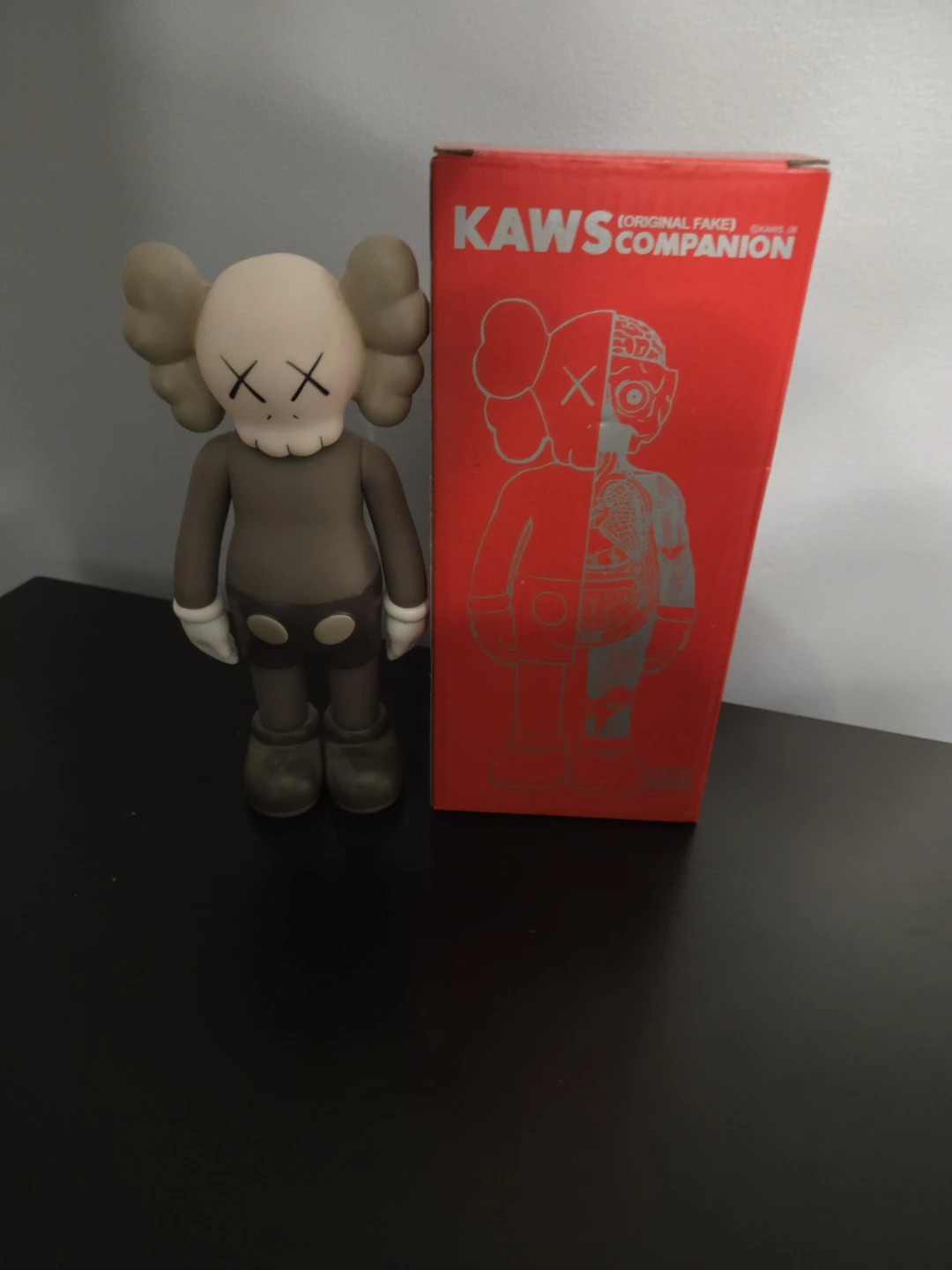 KAWS Companion Figures - photo 2