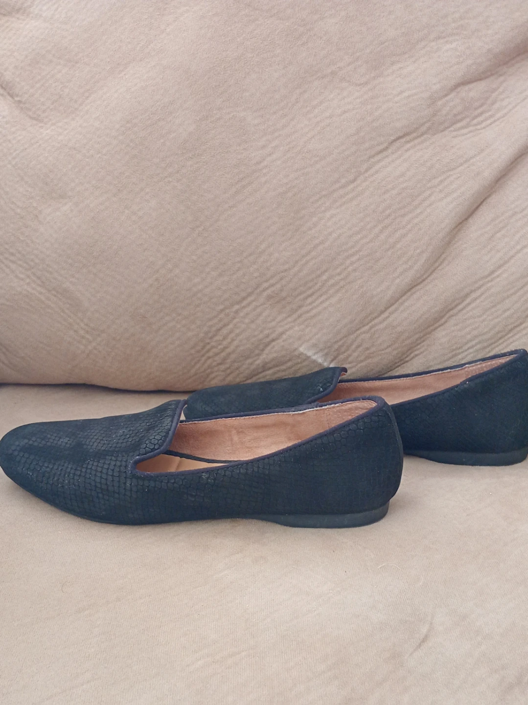 Elly & Katie Black Snake Embossed Loafer Flats - photo 3