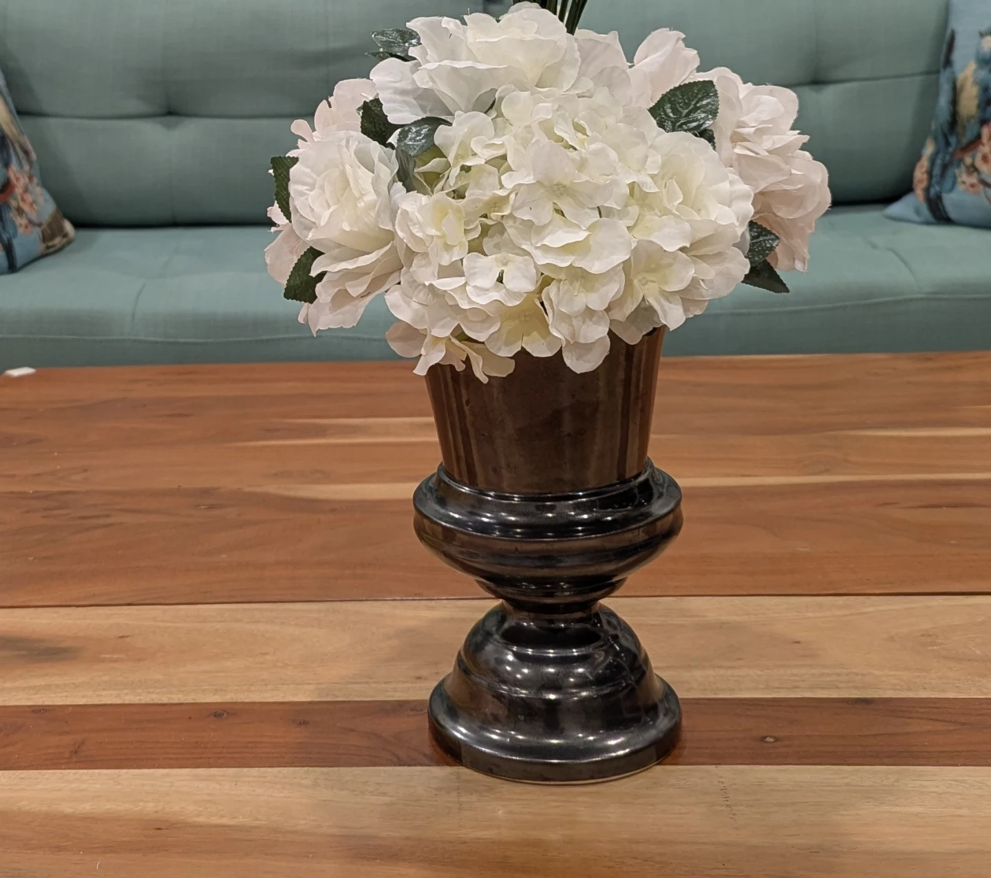 Brand New flower arrangement made by a professional.