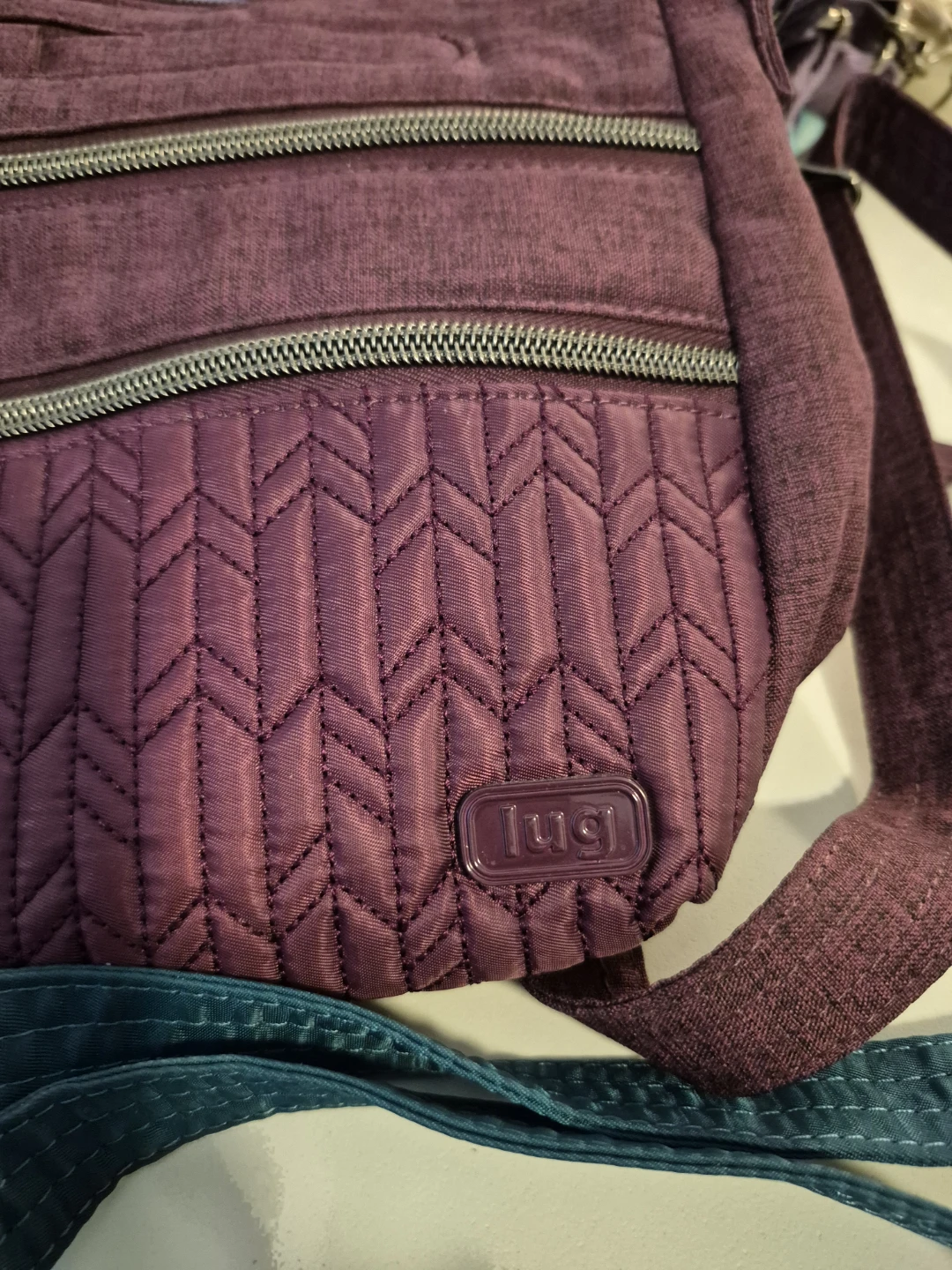2  Lug ladies purses