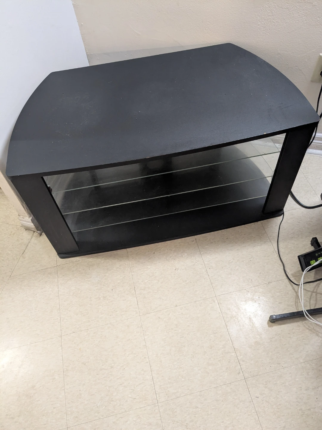 TV Table comes with free bathtub shelves. - photo 2