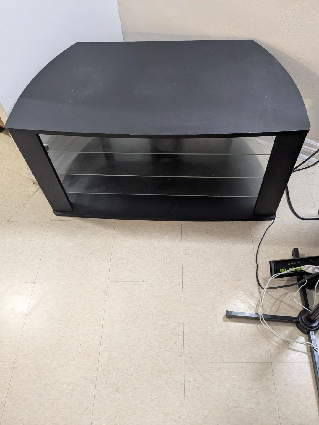 TV Table comes with free bathtub shelves. - photo 4