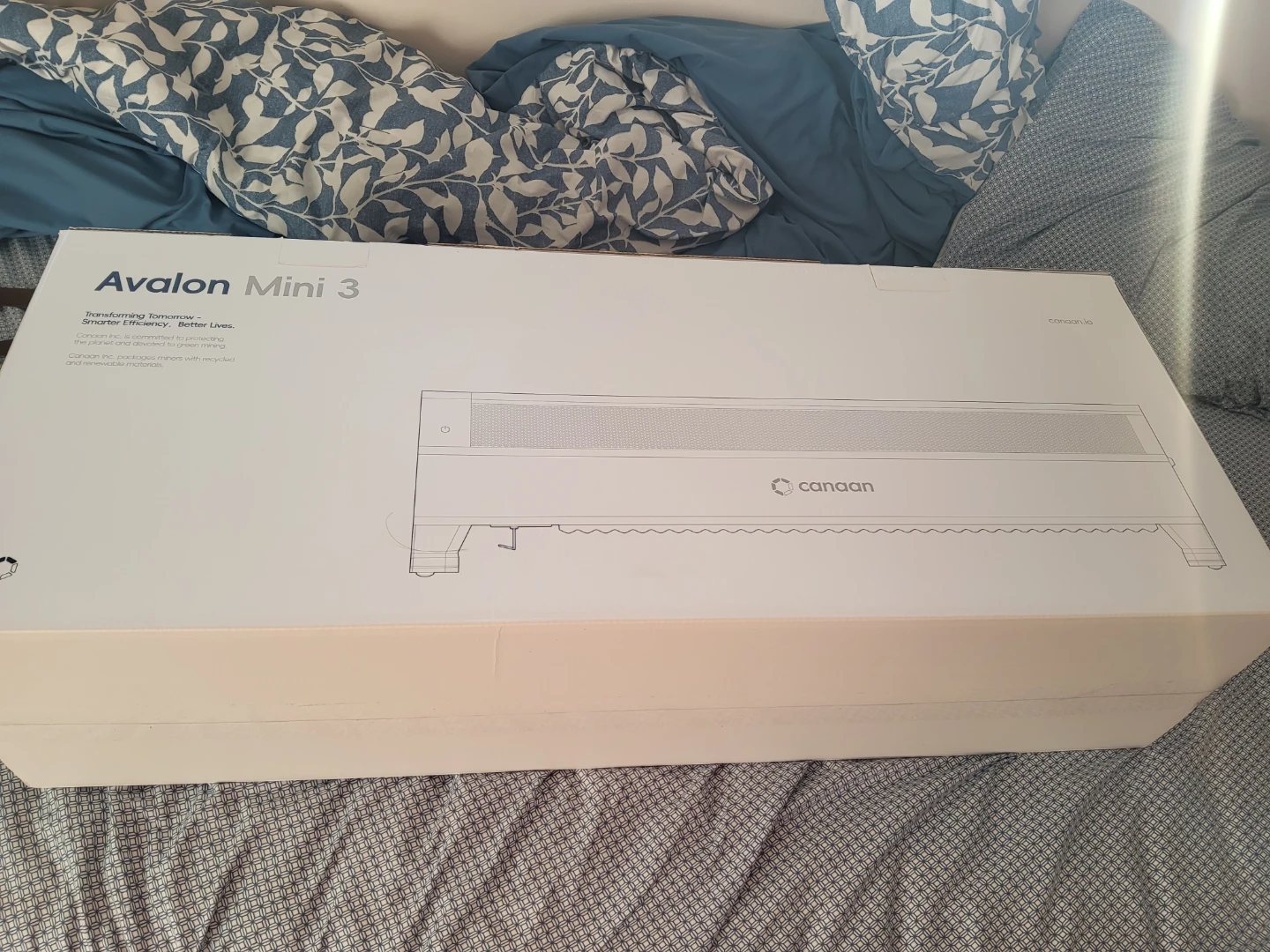 Avalon mini 3 bitcoin miner - photo 2