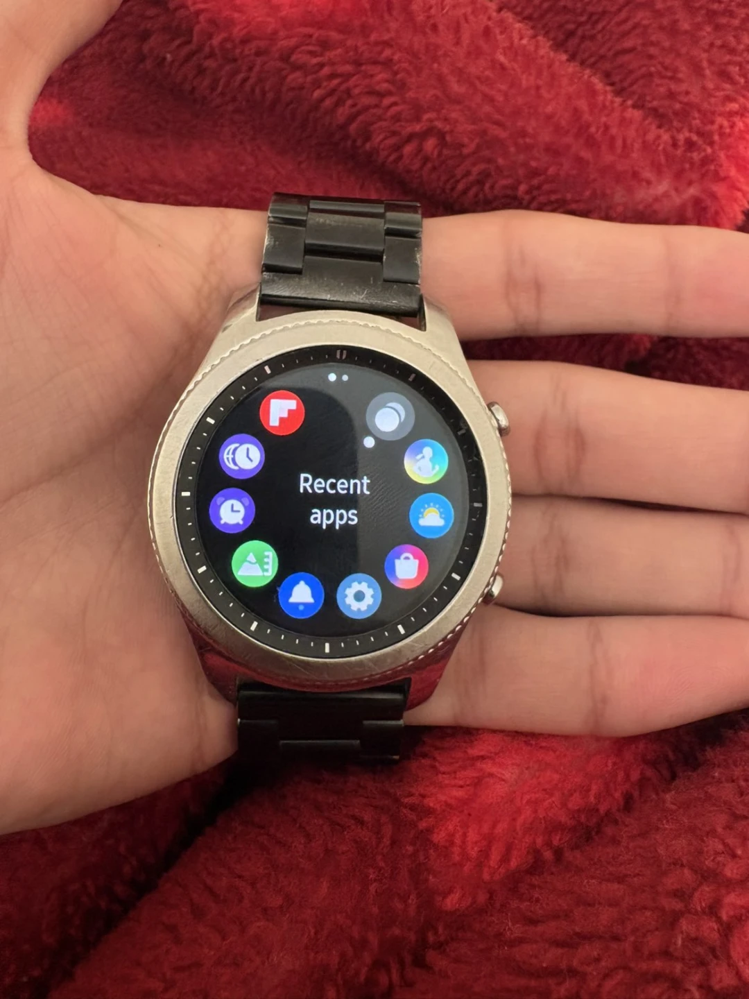 Samsung Smartwatch with Black Metal Band - photo 5