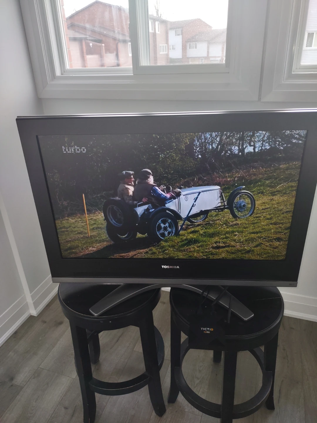 Toshiba Television - photo 2
