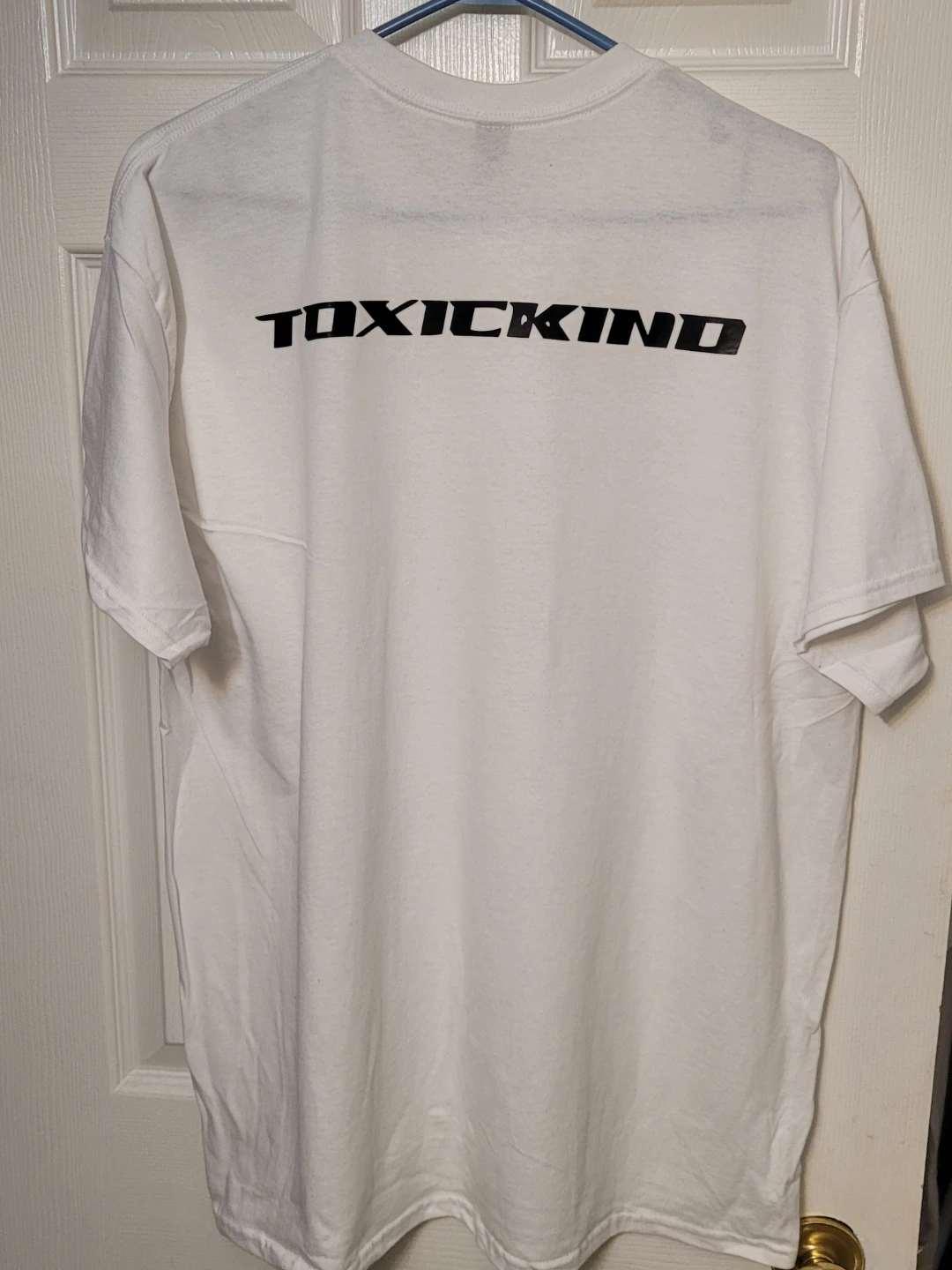 TOXICKIND White Graphic T-Shirt "The World Is Trash" - photo 4