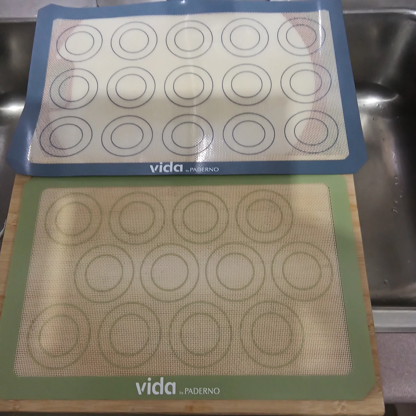 Set of 2 Vida by Paderno Silicone Baking Mats