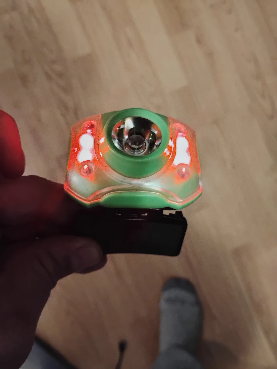 Green helmet clip-on LED Light 🥕