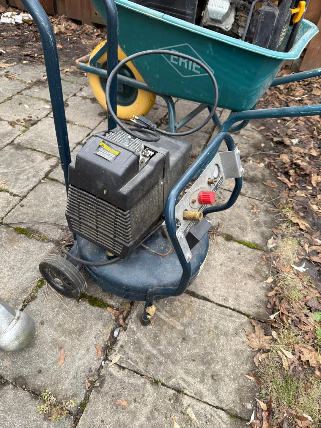 Air Compressor - photo 3