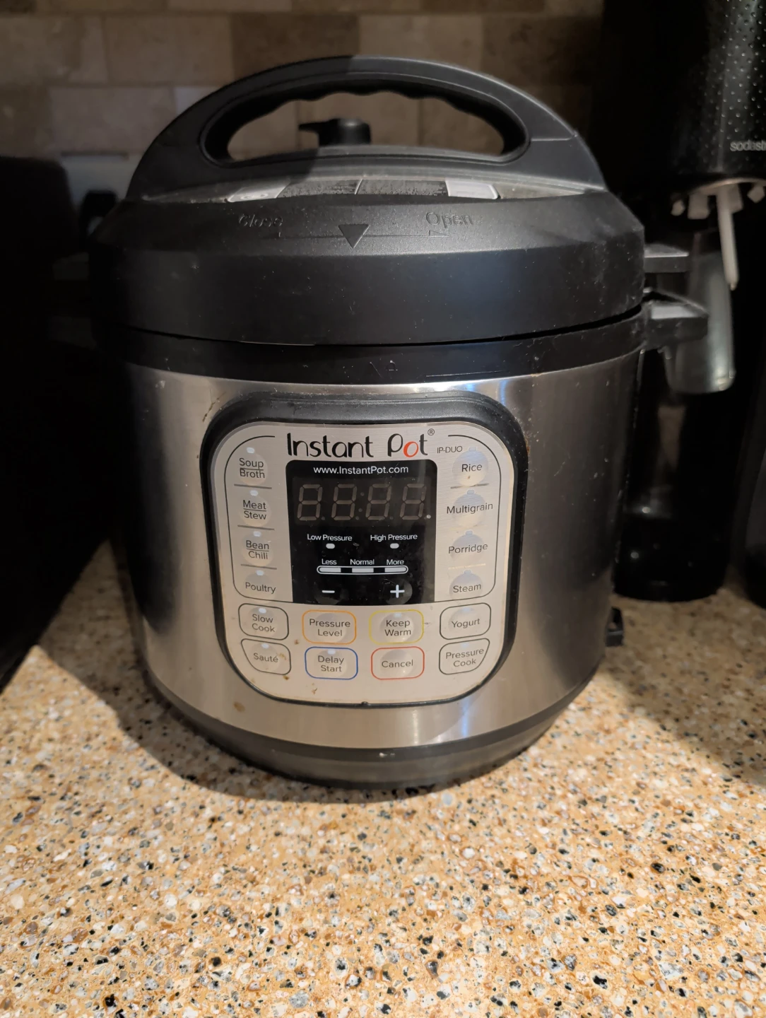Instant Pot Duo 7-in-1 Electric Pressure Cooker