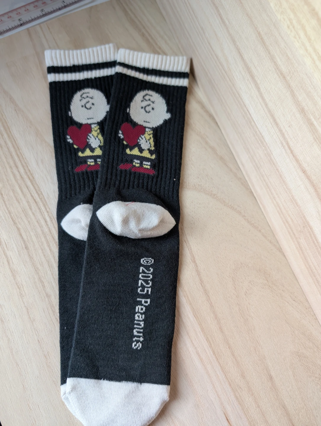 NEW Peanuts Charlie Brown Socks W US 6-8 - photo 3