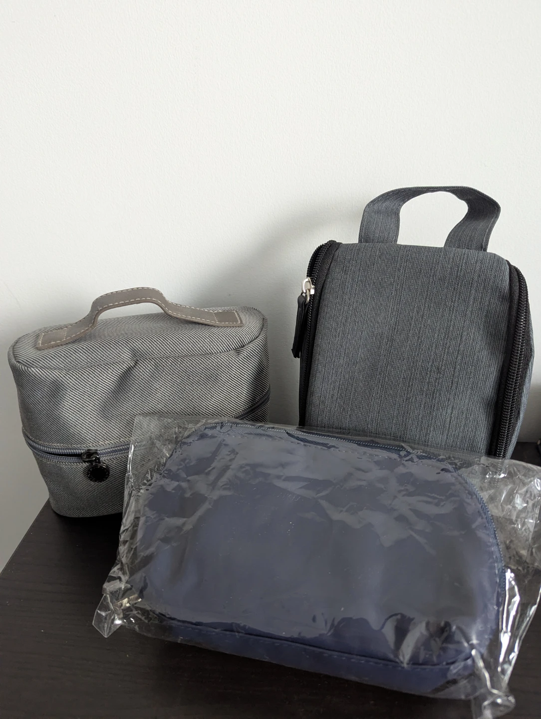 Toiletries travel bags