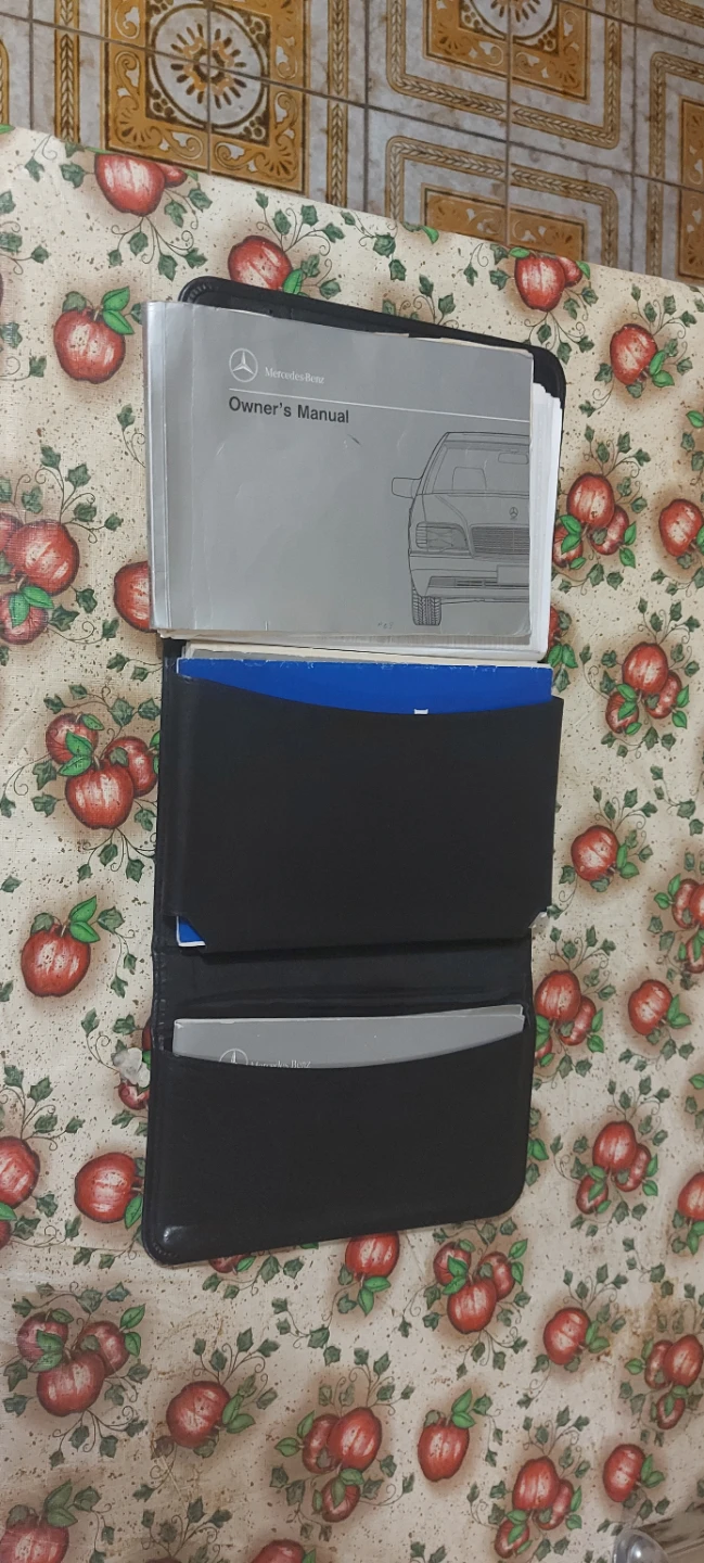 Mercedes-Benz Owner's Manual Folio - photo 2