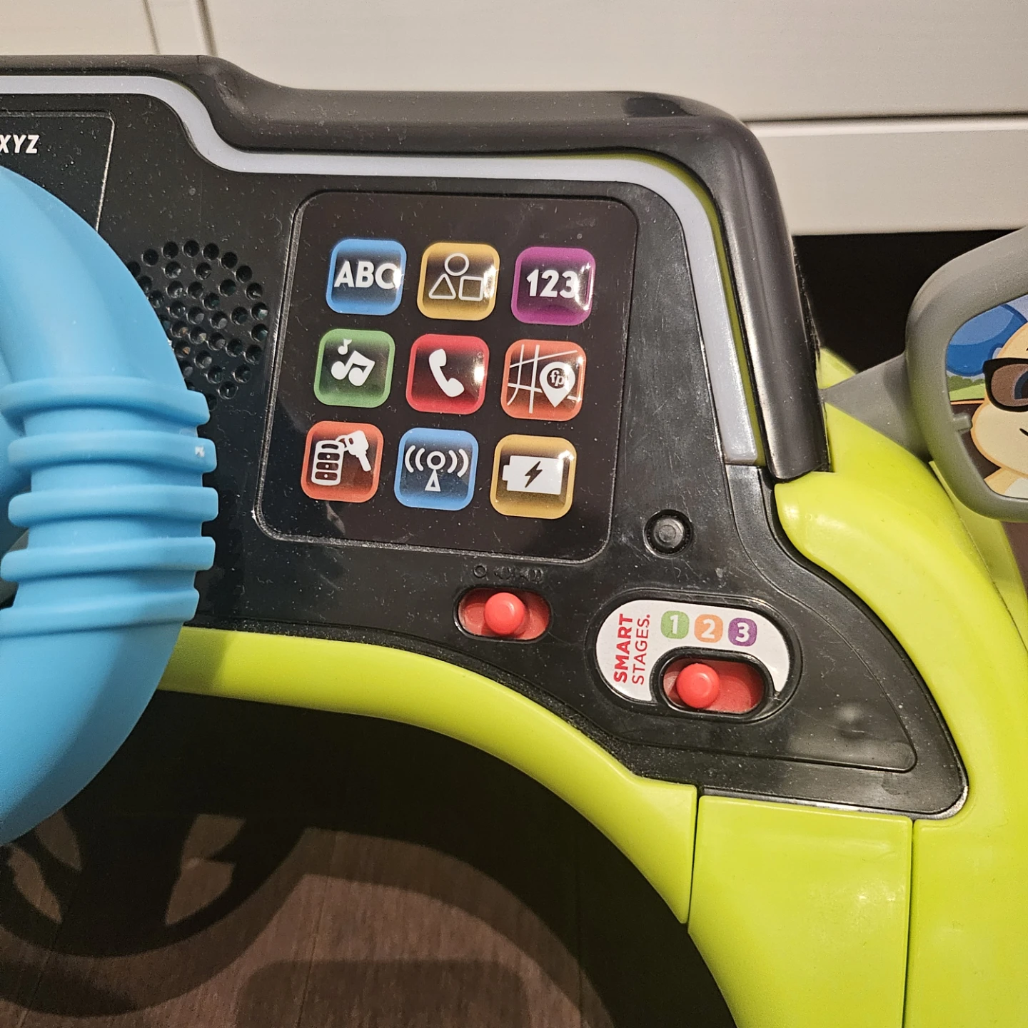 Fisher-Price Laugh & Learn Smart Stages Steering Wheel Toy - photo 4