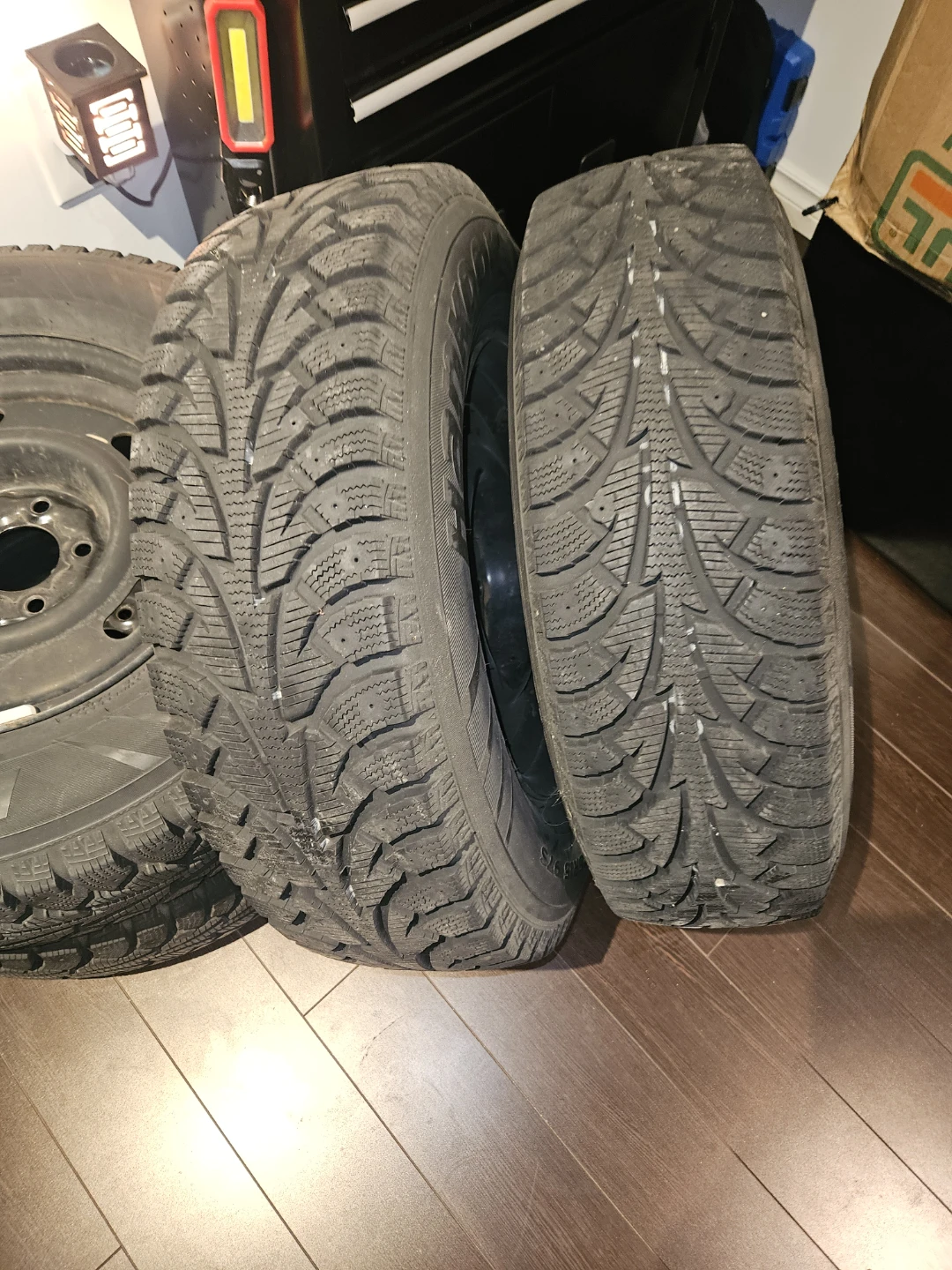 Hankook Winter Tires P205/75R15