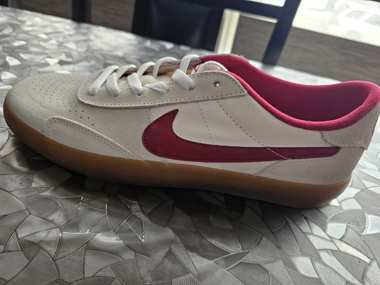 Nike White & Red Suede Skate Shoes size 10.5