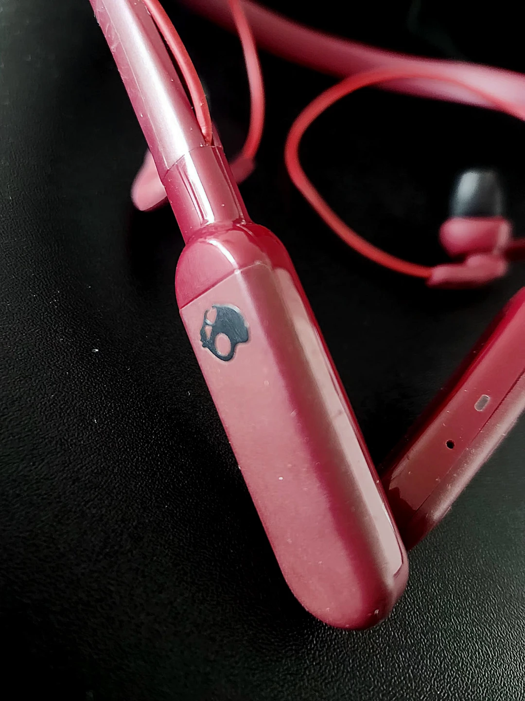 Skullcandy Wireless Earbuds - Wine / Deep Red colour - photo 2