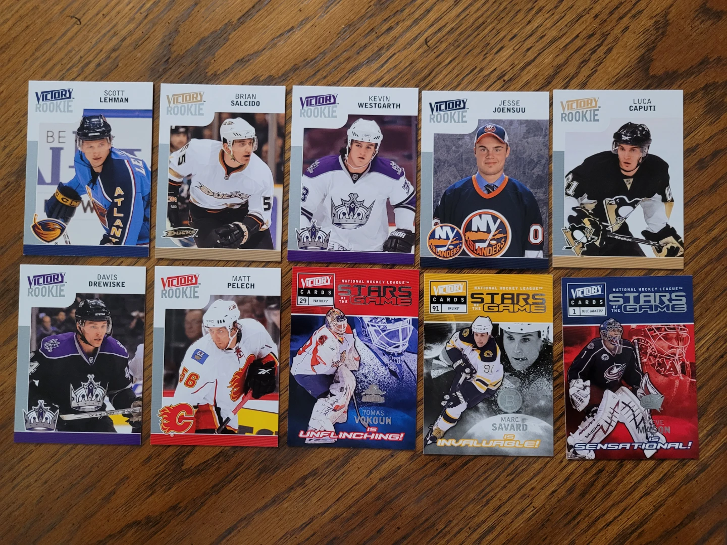Hockey Rookie & Insert Card Lot (39 cards)
