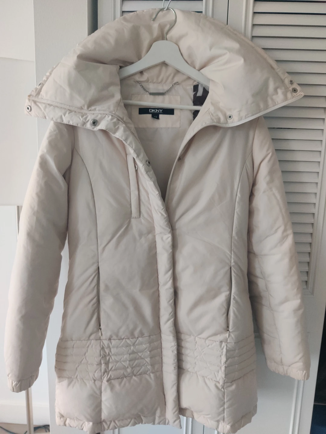 DKNY Cream Puffer Jacket with Signature Lining - Down filling - photo 4
